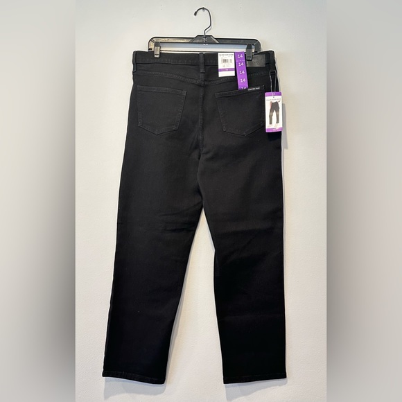 Calvin Klein Women High Rise Straight Leg Jean, size 8, Size 14. - Picture 11 of 13